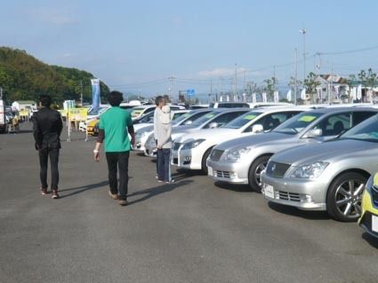 高知県トヨタ系 中古車ジャンボフェアで１４７台を受注 中 四国 紙面記事