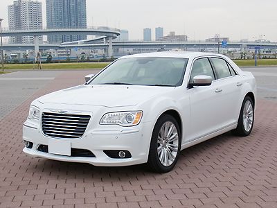 新車リポート クライスラー ３００ イプシロン 地域総合 紙面記事