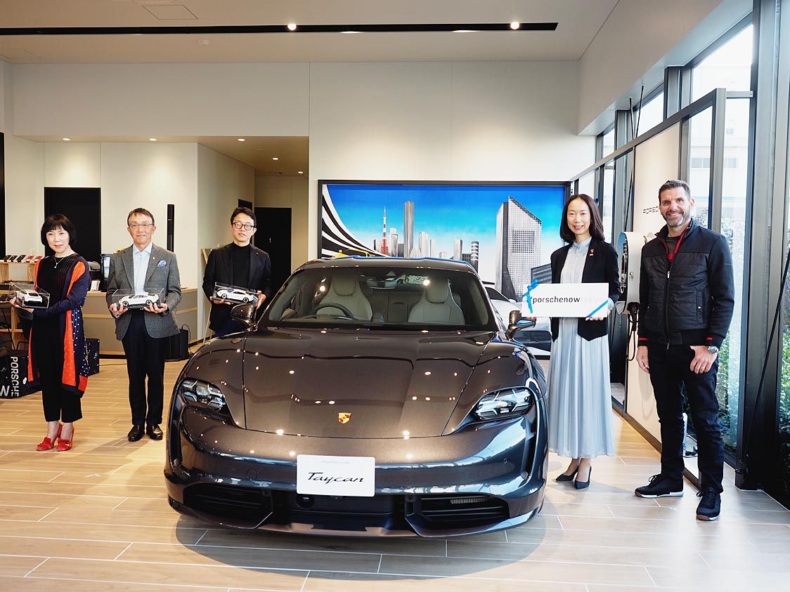 ポルシェ　納車贈呈純正景品セット ポルシェ 納車贈呈純正景品セット（契約御礼 – Porsche