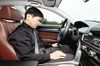 「ドライバー異常時対応システム」徐々に搭載広げる自動車メーカー、大型バスに続き乗用車でも