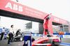 フォーミュラE東京大会2025、18日は日産が母国初優勝 ローラ・ヤマハも5位入賞