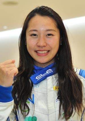 レーシングドライバーの小山美姫さん 夢はｆ１レーサー 近畿圏 紙面記事