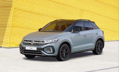 VW、SUV「T-Roc」にディーゼルエンジンの4WDモデル 価格は522.6 VW、SUV「T-Roc」にディーゼルエンジンの4WDモデル 価格は522.6