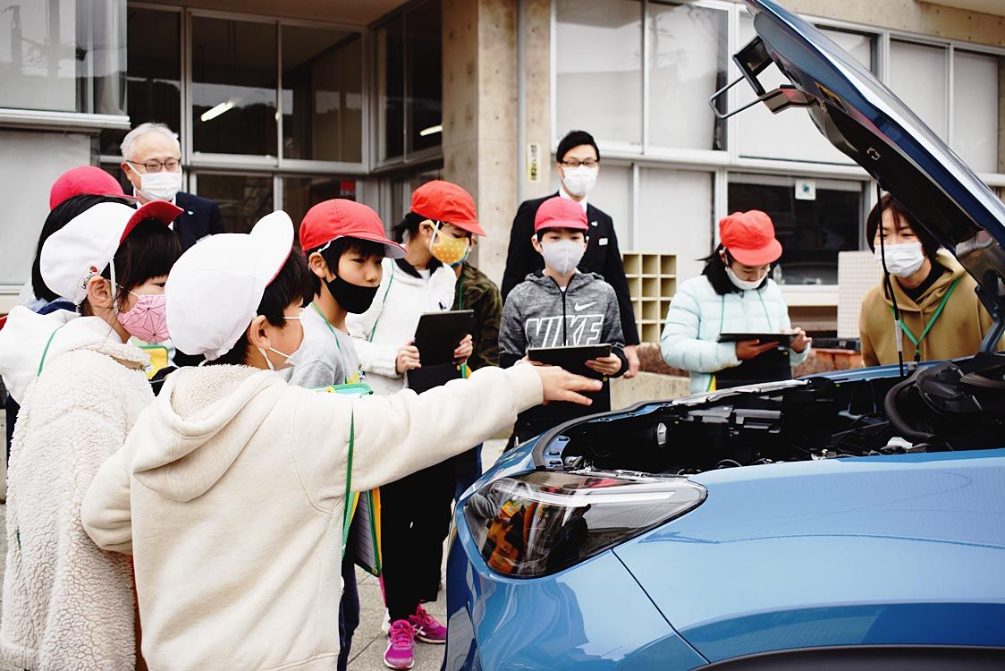 岐阜トヨペット 小学生向けに出張授業 次世代車の機能学ぶ 中部圏 中部圏