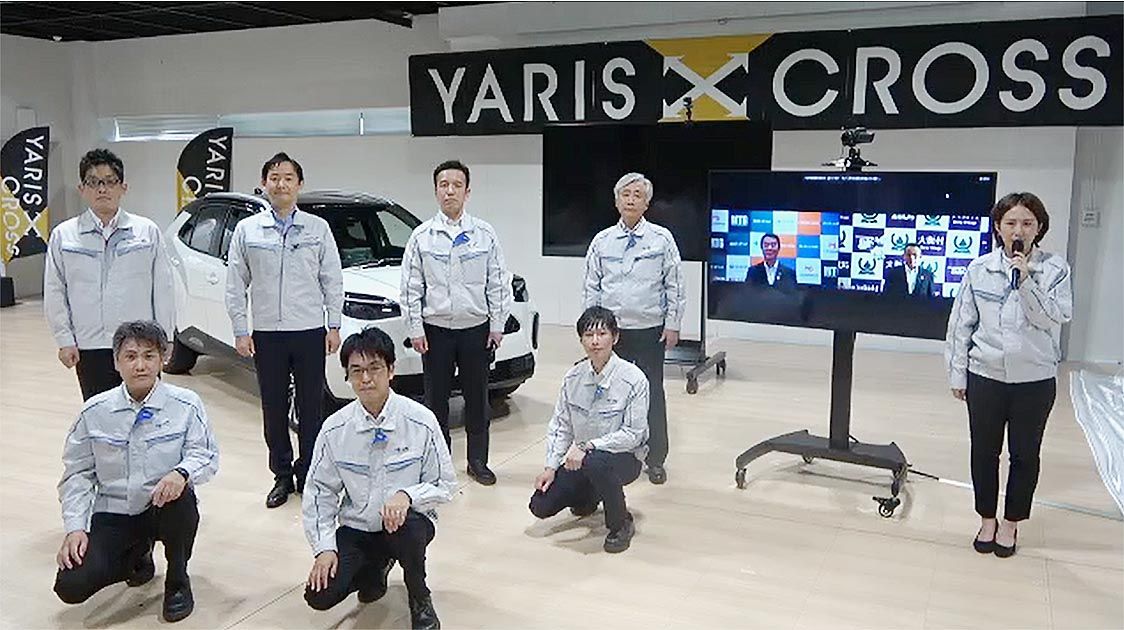 トヨタ東日本 ヤリスクロス ラインオフ式開催 自動車メーカー 紙面記事
