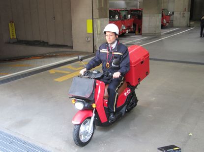 ホンダ 郵便配達用「ベンリィe:」を納入 国内電動バイク市場の開拓に向けて一歩前進｜自動車メーカー｜net＋