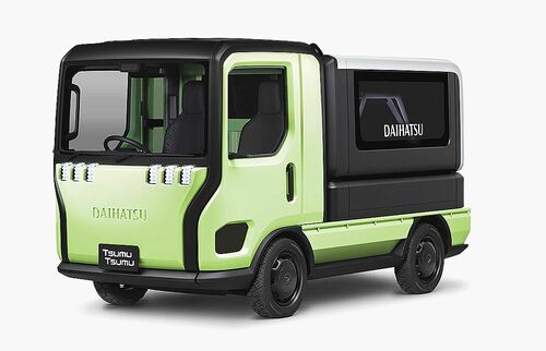 東京モーターショー ダイハツ 完全自動運転のｅｖ コンセプトカー４台 自動車メーカー 紙面記事