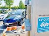 環境省、EVやPHVの利用者にポイント還元 買い物などでの利用を想定 2024年度にも導入