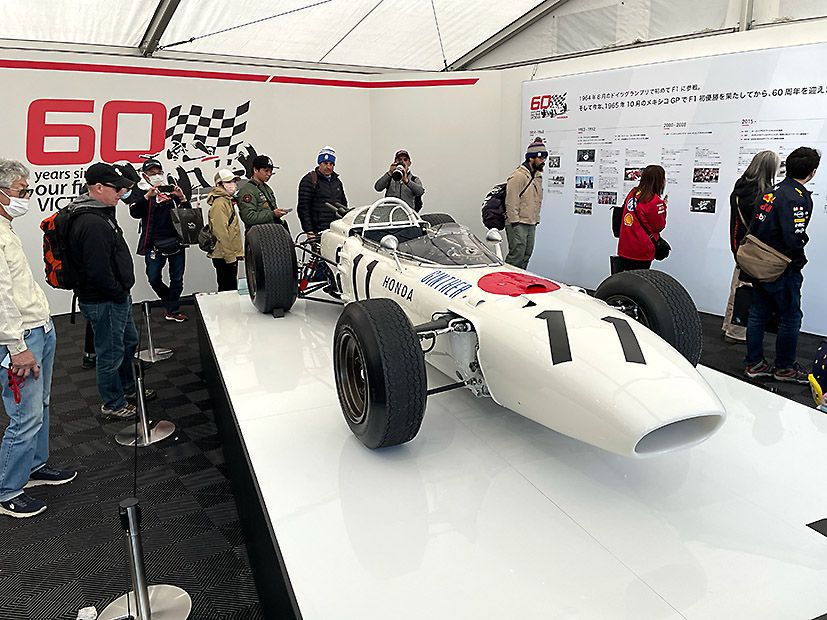ホンダ、F1メキシコGPで1965年に優勝した「RA272」のデモ走行