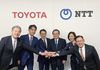 トヨタとNTT、通信基盤の構築で協業 5000億円投資 AIや光通信活用で交通事故ゼロ社会へ