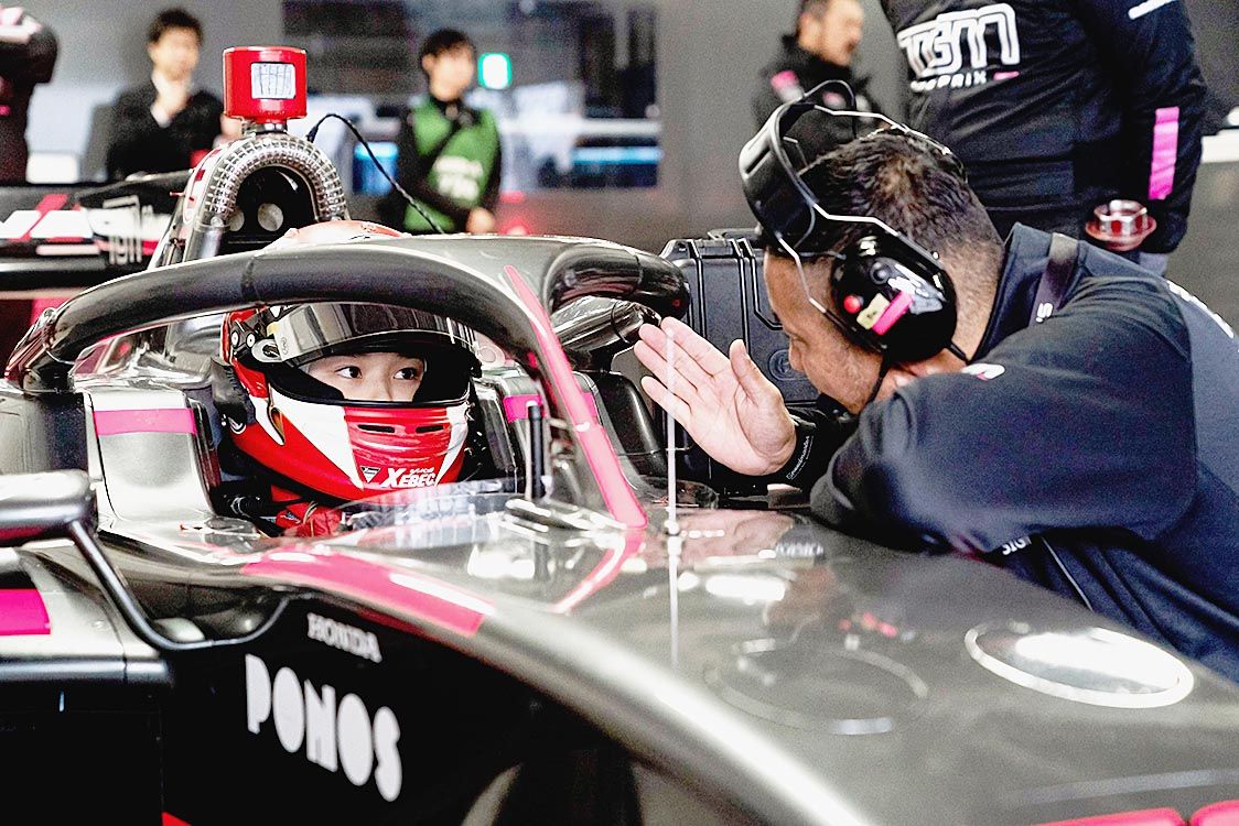 野田樹潤選手直筆サイン入りプロスタッフキャップF1/スーパー