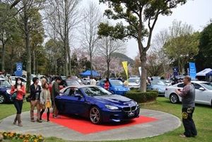 輸入車フェアｉｎ姫路 来場３２００人超え盛況 近畿圏 紙面記事