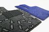 スズキと永大化工、100%ポリエステルのフロアマットを共同開発 再生材や軽量化でCO2を7割減
