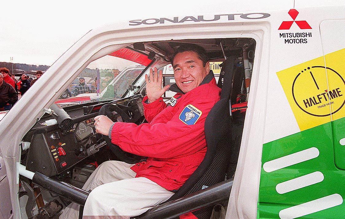パリダカ」日本人初優勝の篠塚建次郎さんが死去 大けがと戦い