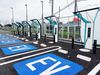 経済産業省「充電インフラ整備促進に向けた指針」(上) 2030年に30万口設置へ 既築の集合住宅や機械式駐車場の設置に課題
