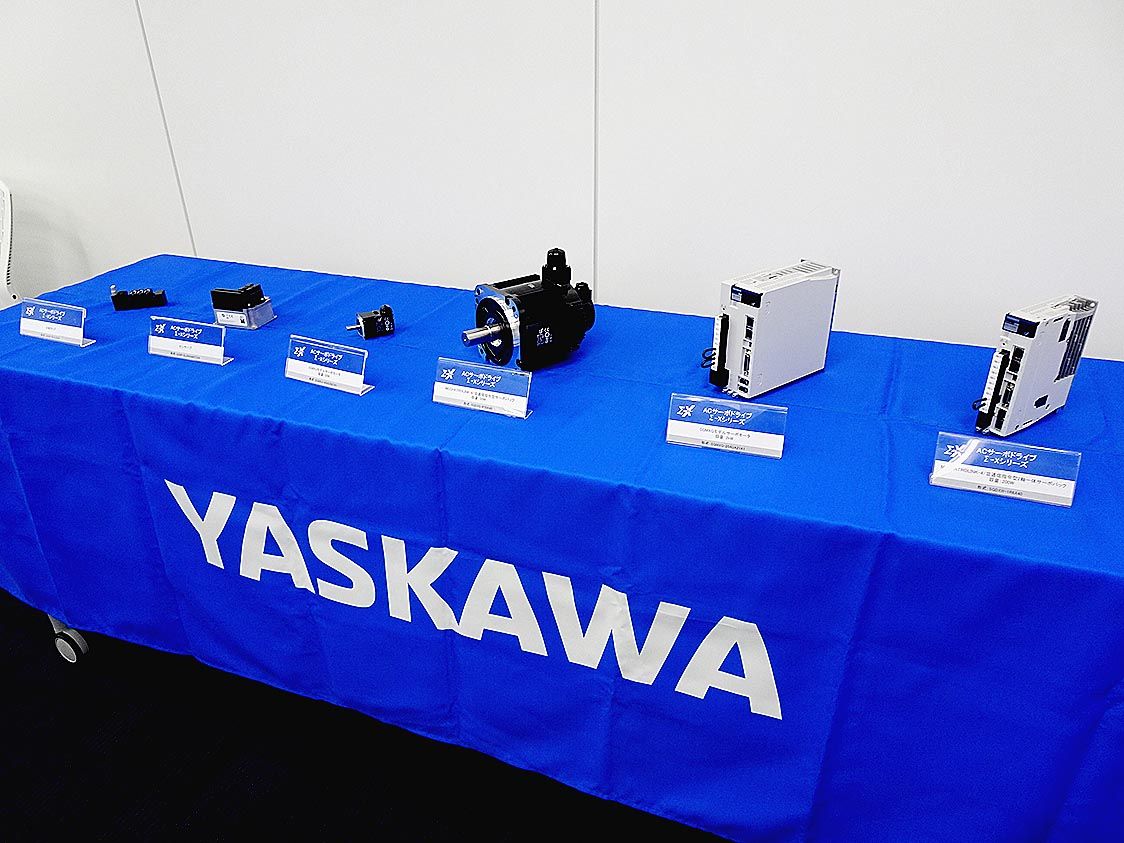 印象のデザイン 新品YASKAWA 安川電機 SGD-04AP サーボドライブ